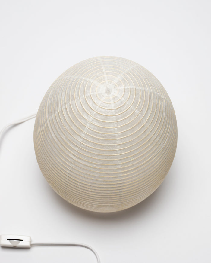 Paper Moon Lamp 01 - The Egg