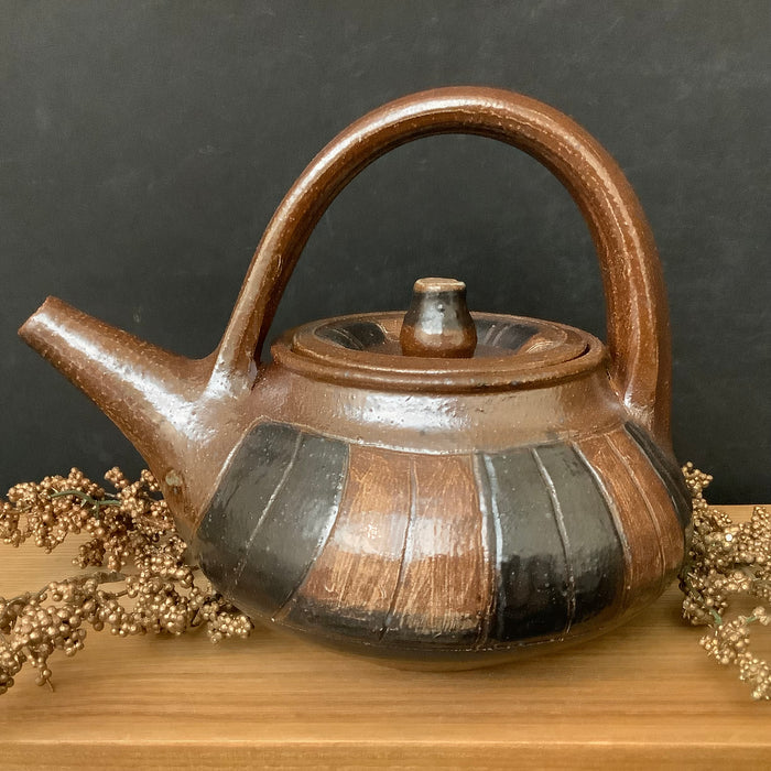 Salt-glazed Teapot Striped