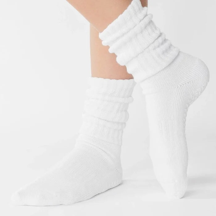 POINTE STUDIO Slouch Crew Grip Socks for Pilates & Yoga - White in Kuwait - Waha Lifestyle
