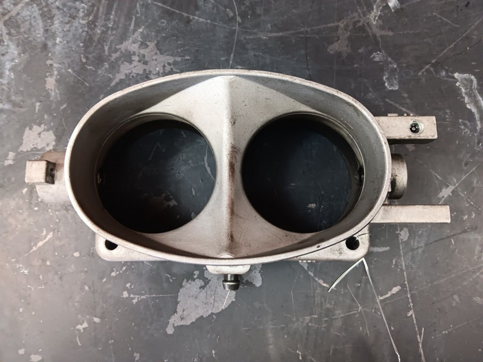 2003-2006 Gen 3 Dodge Viper SRT-10 V10 Throttle Body Housing Assembly