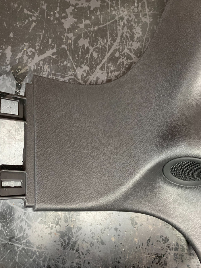 2016-2022 JEEP GRAND CHEROKEE REAR RIGHT RH SIDE PILLAR TRIM PANEL COVER OEM
