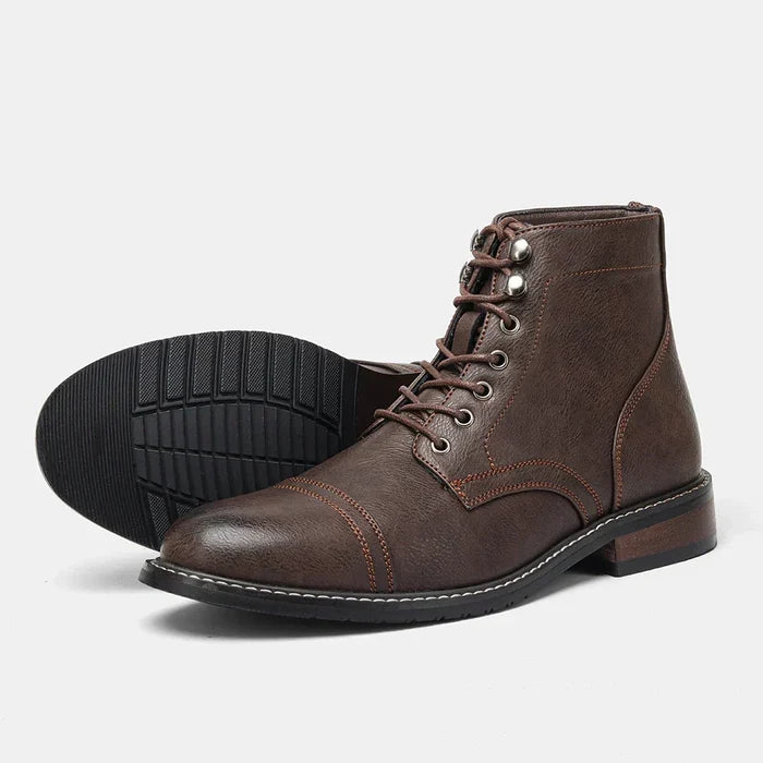 Dakota | Classic Derby Boots