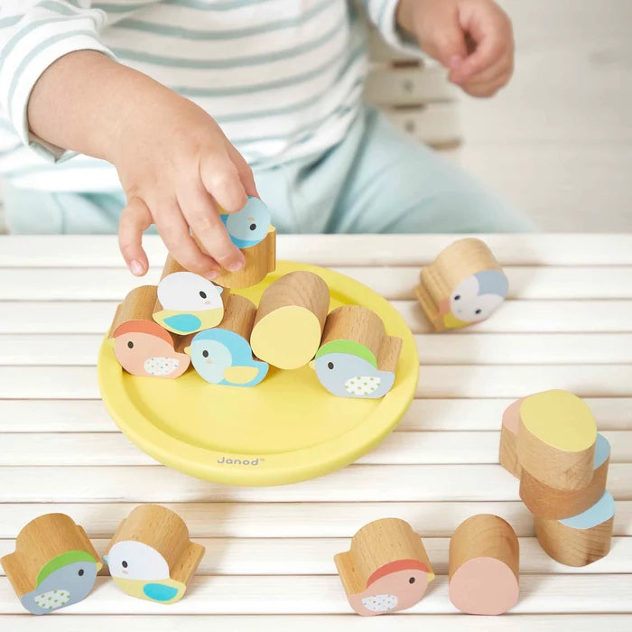 Janod Bird Nest Balancing Game