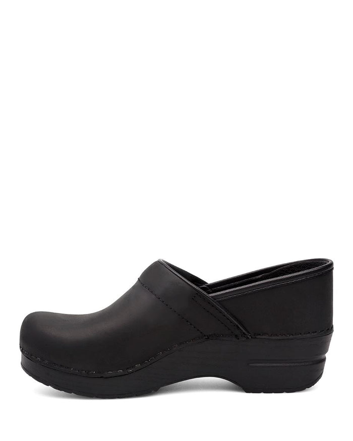 PROFESSIONAL CLOG