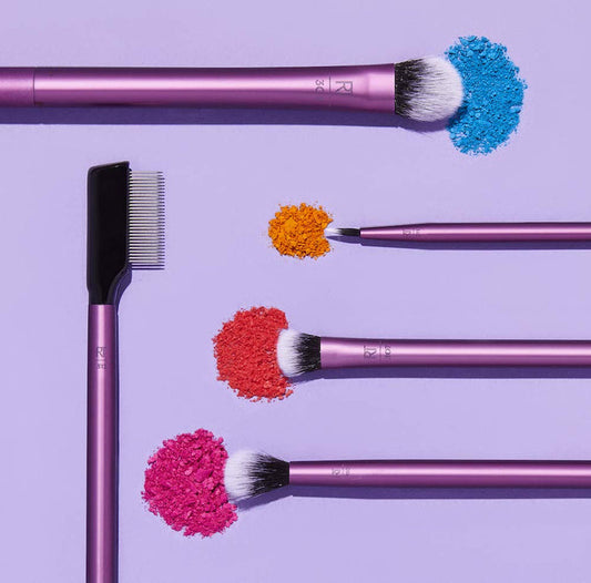 Real Techniques Enhanced Eye Set – Professional Eye Makeup Brush Kit (5 Pcs + Case) - Lotshop.pk
