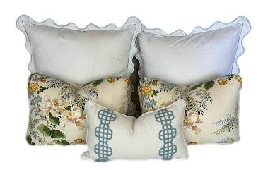 Scalloped Edge Embroidered Pillow Shams Set