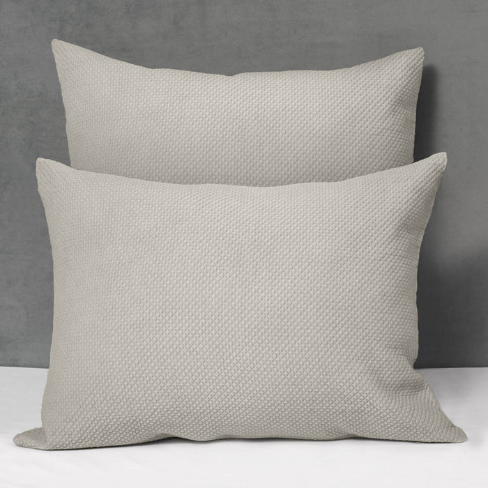 Signoria Olivia Coverlet & Shams - Sham
