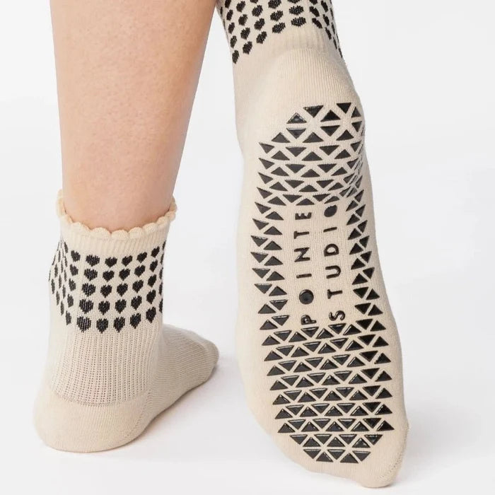 Sweetheart Ankle Grip Socks for Barre and Pilates - Ivory