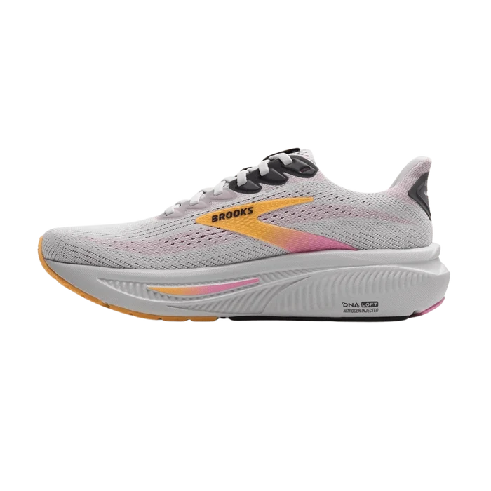 Women's Brooks Ghost 17 in Oyster/Apricot